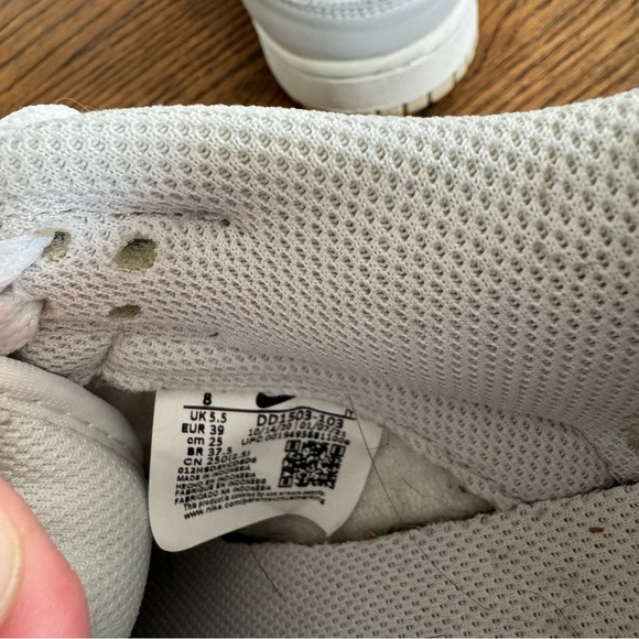 Nike Wmns Dunk Low - “Photon Dust” - Picture 7 of 8